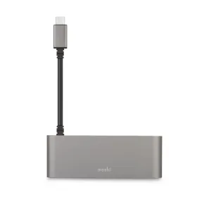 Moshi USB-C-multimediaadapter med fast USB-C-kabel och kontakt, visad i grått mot en vit bakgrund.