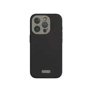 Moshi Napa iPhone 15 Pro svart fodral i veganskt läder med upphöjd kameraram och accentmärke i metall