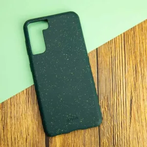 Pela komposterbart mobilskal för Samsung S21+, mörkgrönt fläckigt skal med kamerautskärning