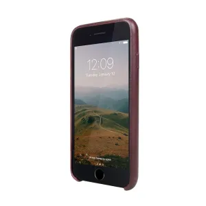 Brunt läderfodral från Twelve South på en iPhone 7 Plus/8 Plus, med upphöjda kanter som skyddar mot repor