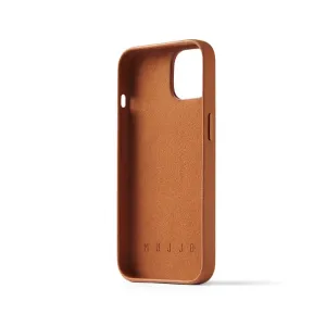 Mujjo Full Leather Wallet Case för iPhone 14 i cognacsfärgat läder, med kamerautskärning och präglad Mujjo-logotyp