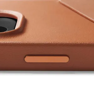Mujjo plånboksfodral i brunt läder för iPhone 14 Pro med upphöjd kameraöppning och urtag för sidoknapp