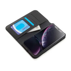 Pipetto iPhone XR svart magnetiskt foliofodral i läder, öppet med kortfack, sedelfack och telefonen isatt
