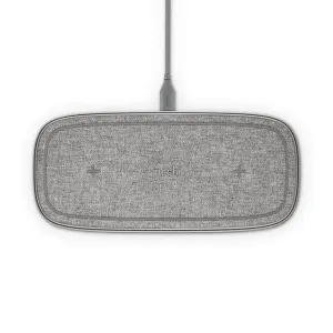 Moshi Sette Q dubbel trådlös laddningsplatta i grått tyg med fast kabel och centrerad logotyp