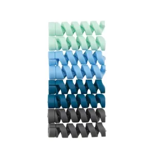 Bluelounge CableCoil Mini kabelskydd i 9-pack i blandade blå toner på vit bakgrund