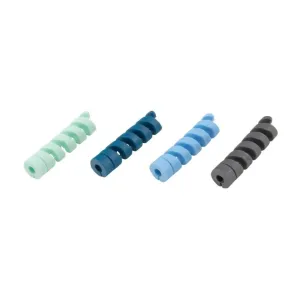 Bluelounge CableCoil Mini spiralkabelskydd i blandade färger på vit bakgrund