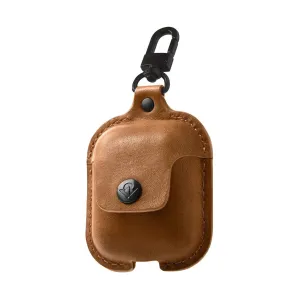 Twelve South AirSnap AirPods-fodral i läder med vridbar klämma och snäpplås i brunt, framifrån