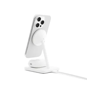 Twelve South HiRise 2 Deluxe vitt ställ för trådlös laddning med iPhone och AirPods-fodral på basen