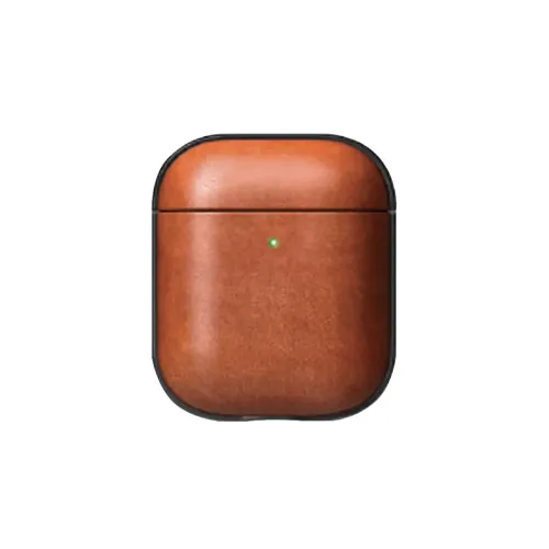 Journey-läderfodral för AirPods Pro i brunt med svart kant och indikatorlampa på framsidan för trådlös laddning