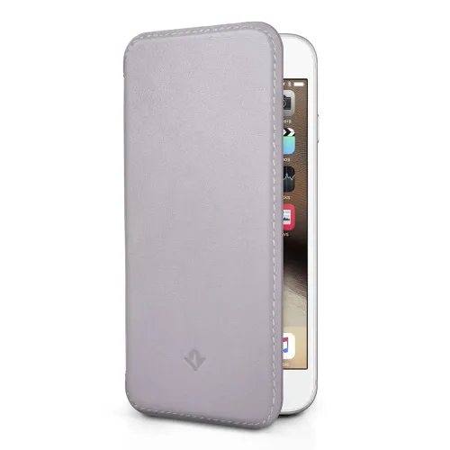 Twelve South SurfacePad läderfodral i foliostil för iPhone 6/6s Plus, visas delvis öppet med iPhone inuti