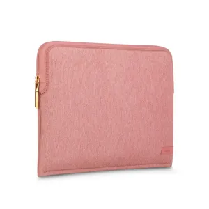 Housse pour ordinateur portable Moshi Pluma 14 pouces rose avec fermeture éclair dorée et tissu texturé sur fond blanc