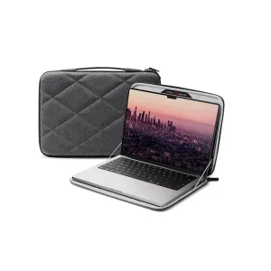 Twelve South SuitCase funda rígida acolchada gris oscuro para MacBook Pro de 14 pulgadas, con asa y portátil parcialmente insertado