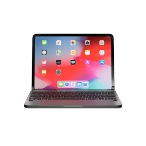 Brydge Pro funda con teclado de aluminio para iPad Pro con distribución nórdica y soporte para tableta sobre fondo blanco