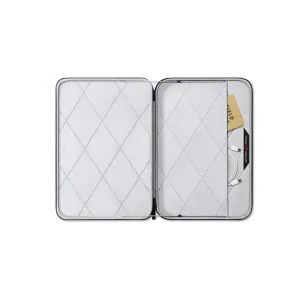 Twelve South SuitCase öppet skyddsfodral för MacBook Pro 16, med quiltad vaddering och sidoficka